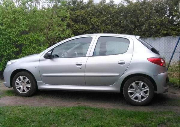 Peugeot 206 cena 12999 przebieg: 131500, rok produkcji 2010 z Gdańsk małe 92